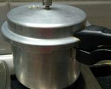 દાળ ઢોકળી કુકર માં (Dal Dhokli In Cooker Recipe In Gujarati) રેસીપી સ્ટેપ5ફોટો