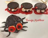 A picture of step 9 of Oreo mouth Dentures and Spooky Spider.