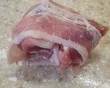 Baconös szűzpecsenye vörösboros áfonyalekvárral recept fázis 1 fotója