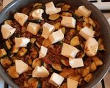 Une image de l'étape 3 de Cougettes à la bolognaise et au reblochon.