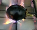 A picture of step 1 of Brinjal karahi.
