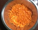 A picture of step 1 of Carrot Kheer.