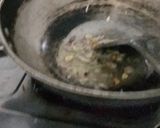 Foto langkah ke 3 dari resep Indomie goreng nyemek.