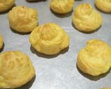Foto langkah ke 4 dari resep Kue soes.
