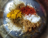 आलू भुजीया (alu bhujiya recipe in marathi) रेसिपी स्टेप 2 फोटो 