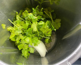 Foto del paso 2 de la receta: Salsa de cilantro