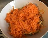 Une image de l'étape 3 de Salade de fusilis pugliesi aux carottes et olives (sauce vinaigrette aux herbes).