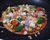 ભાખરી પીઝા (Bhakhri Pizza Recipe In Gujarati) રેસીપી સ્ટેપ4ફોટો