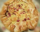 A picture of step 3 of Potato, speck and brie pie.