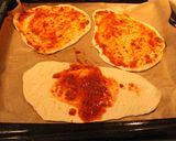 Foto del paso 3 de la receta: Lenguas de alondra en aspic....aaah, pizzas-setas