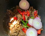 Gambar langkah 3 resipi Daging Goreng Kunyit Noxxa.