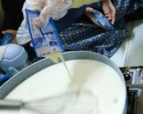 Foto langkah ke 2 dari resep Oreo Cheese Cake.