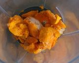 A picture of step 1 of Alphonso Mango with venila ice cream shake.