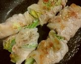 A picture of step 5 of Spring Cabbage and Thinly Sliced Pork Rolls.