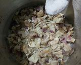 A picture of step 7 of Chicken Clear Soup.