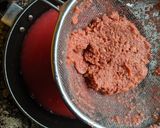 A picture of step 3 of Phalsa chutney.