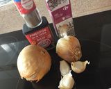 Foto del paso 1 de la receta: Hígado de ternera estofado con patatas en dados