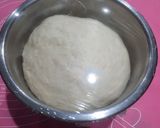 عکس مرحله 3 از دستور مناقیش بالزعتر و الجبنه (منقوشه عربی با زعتر و پنیر)