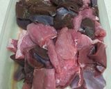 Foto langkah ke 1 dari resep Semur Daging dan Hati Sapi.