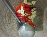 Foto langkah ke 1 dari resep Cah Taoge Ayam Kucai.