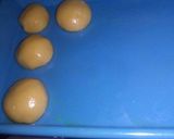 Foto langkah ke 2 dari resep Martabak telur daging istimewa.