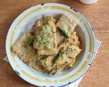 Foto langkah ke 4 dari resep Tempe Mendoan 3 Bahan.