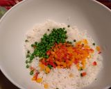 Foto del paso 2 de la receta: Anillo de arroz, pepinitos frescos, y rabanitos con mayonesa y mostaza de Dijón