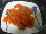 Huevos con tomate