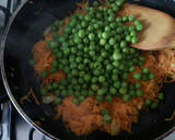 Foto del paso 6 de la receta: Albóndigas de pollo con guisantes
