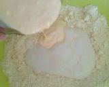 Sajtos-tejfölös-túrós pogácsa recept fázis 2 fotója