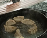Foto del paso 4 de la receta: Gyozas o empanadillas chinas
