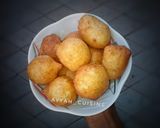 A picture of step 2 of Puff puff.