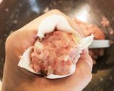 A picture of step 4 of ☆Shumai☆ (Steamed Pork Dumplings).