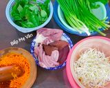 Hình bước làm 2 của món Bún xào nghệ lòng