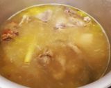 Foto langkah ke 2 dari resep Soto ayam kuah kuning simple.