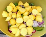 Burgonyasaláta francia 🇫🇷 dresszingben - vegán recept fázis 2 fotója