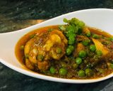 A picture of step 3 of Tri spices chicken matar.