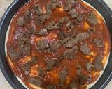 A picture of step 5 of Hot and spicy Beef cheesy pizza.