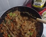 Foto langkah ke 4 dari resep Kwetiaw Baso Spesial.