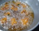 A picture of step 4 of Moong Dal Onion Pakoda.