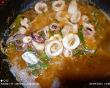 Foto del paso 4 de la receta: Suprema de merluza con salsa y calamares 😉😉