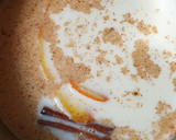 Foto del paso 1 de la receta: Roscón con leche aromática y chocolate puro