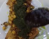 A picture of step 2 of Samosa chat.