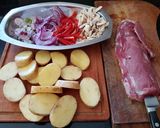 Foto del paso 1 de la receta: Lomo de cerdo relleno de salsa de champiñones y papas rústicas