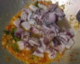 Foto langkah ke 5 dari resep 28. Cumi masak hitam.