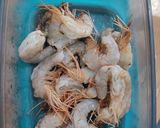 Foto langkah ke 1 dari resep Udang Goreng Telur Asin.