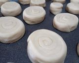 Foto del paso 2 de la receta: Facturas con pastelera