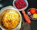 A picture of step 1 of Masala Bhel.