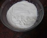 Foto del paso 2 de la receta: Copa doble mousse sobre base de galletas