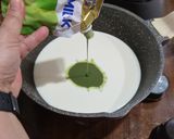 Foto langkah ke 3 dari resep Matcha Flan Cake.